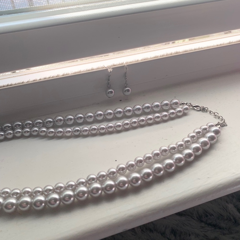 Pearl Necklace & Earrings
